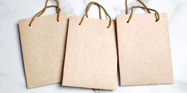 Comment choisir les meilleurs sacs en papier pour votre magasin ?